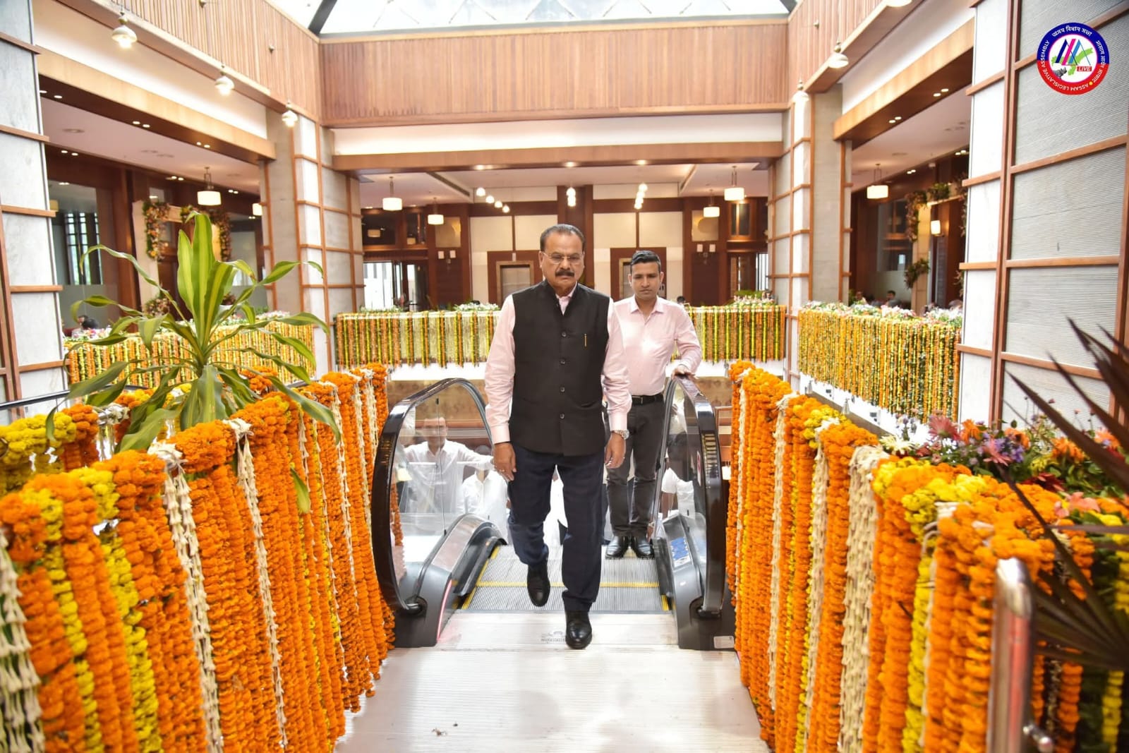 ষষ্ঠদশ অসম বিধান সভাৰ প্ৰথম অধিবেশনৰ তৃতীয় দিনাৰ কিছু‌ দৃশ্য